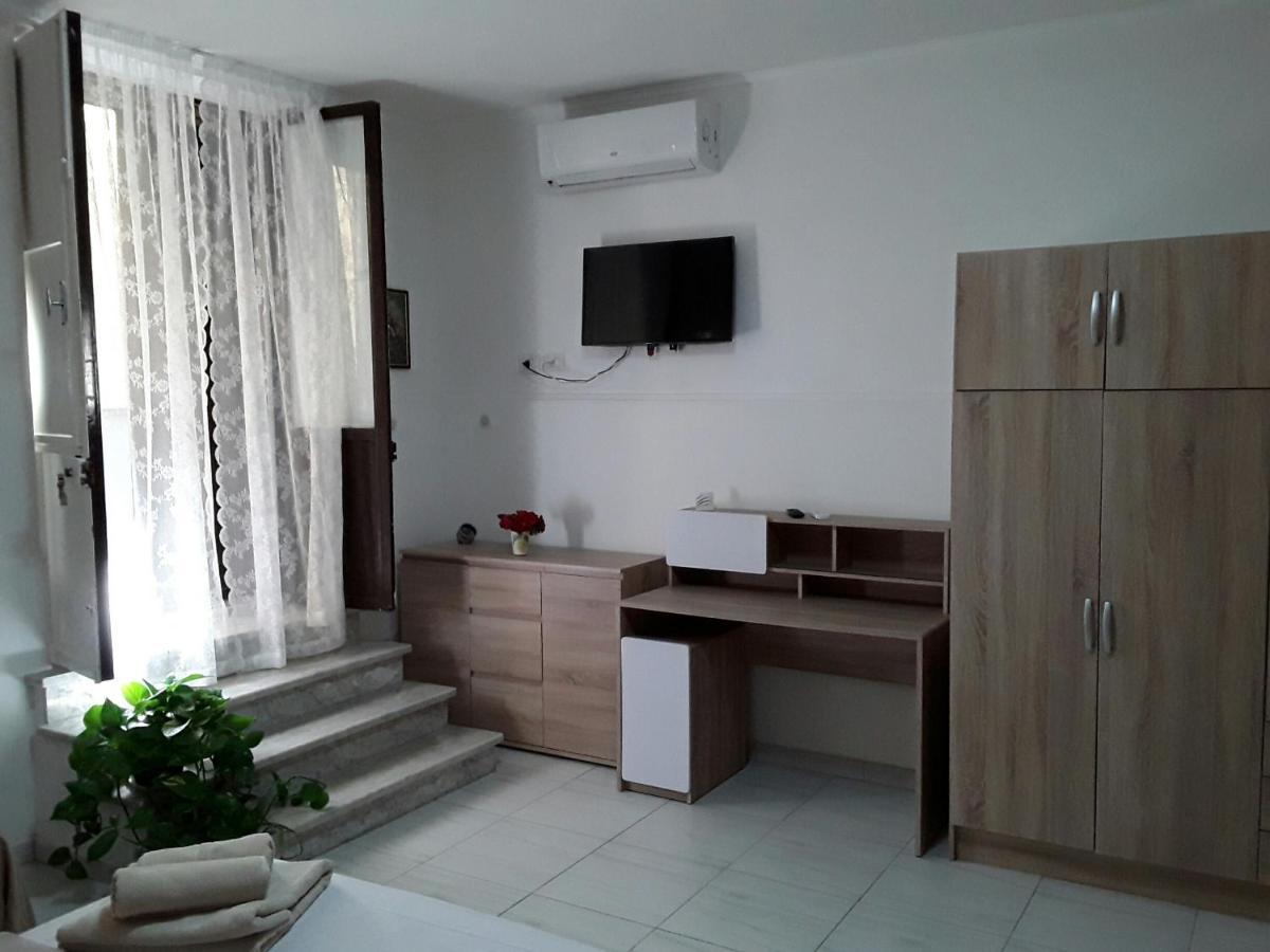 B&B La Giara Piedimonte Etneo Exterior foto